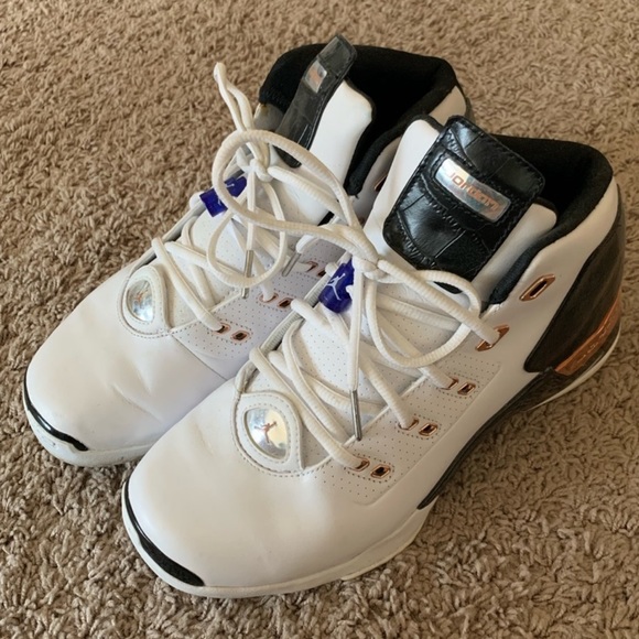 Jordan Other - Jordan 17 copper